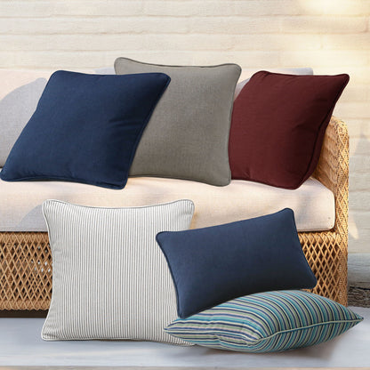 Unimatta Outdoor Pillow With Inserts